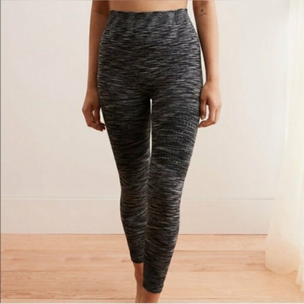 Aerie Black Grey Space Dye 7/8 Activewear Compression Legging Women’s Sz XS NWT